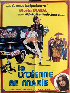 LA LYCÉENNE SE MARIE